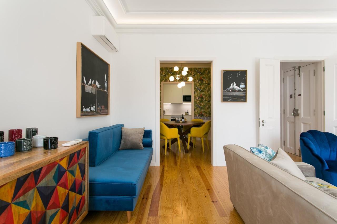 Apartament Luxury Retreat! 2 Suites, Balcony & Views!!