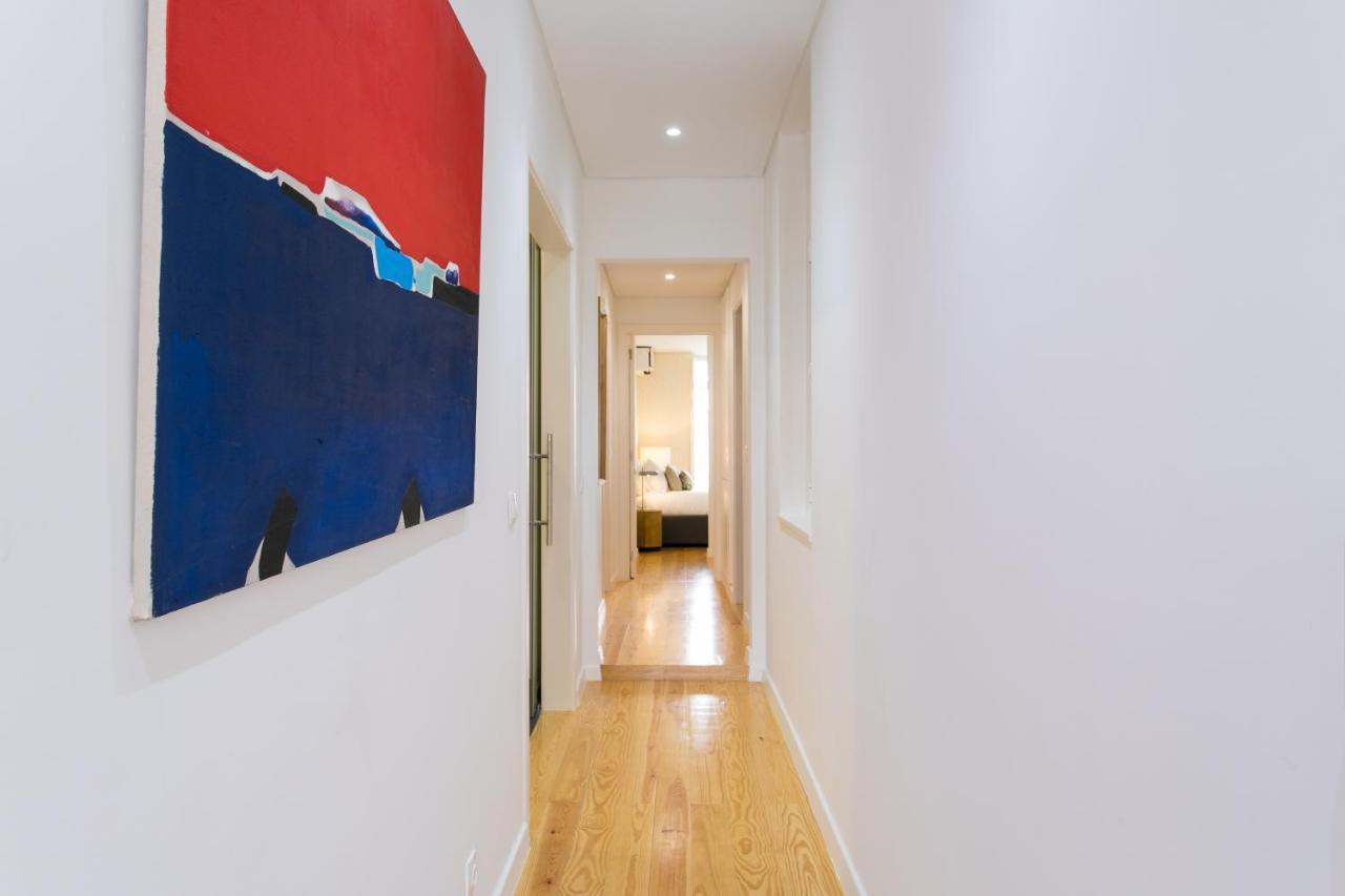 Luxury Retreat! 2 Suites, Balcony & Views!! Appartamento